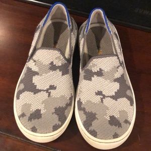 Rothy’s kids grey camo sneakers